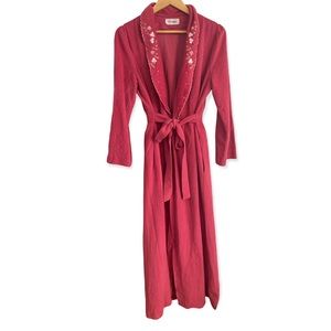 Vintage shadowline pink robe